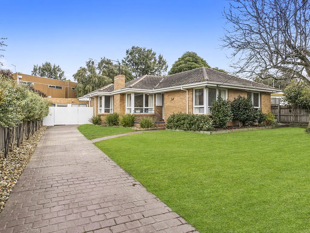 6 Seaton Court, Somerville, VIC 3912