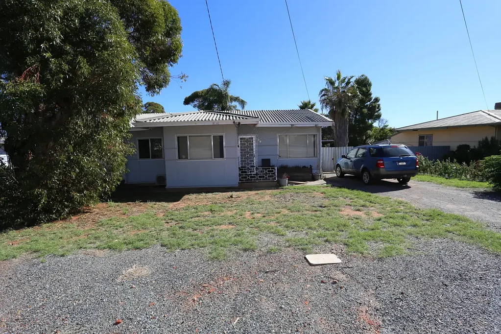 39 New Compton Street, Kambalda East, WA 6442