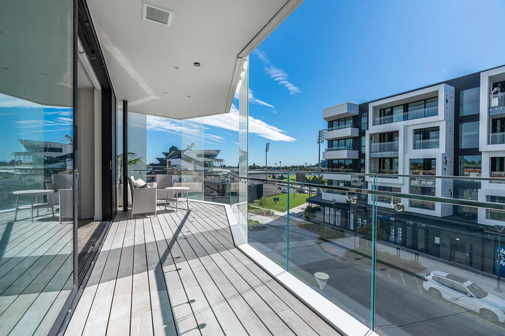Epsom 2कमरा Sunshine, spacious and north facing