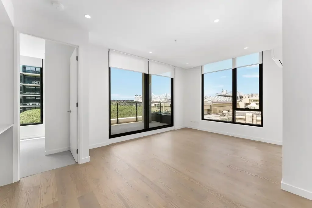 Experience Brand New Contemporary Living in Vibrant Moonee Ponds!