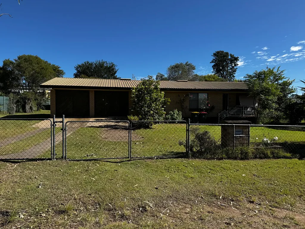 9 Howlett Lane, Nanango, QLD 4615
