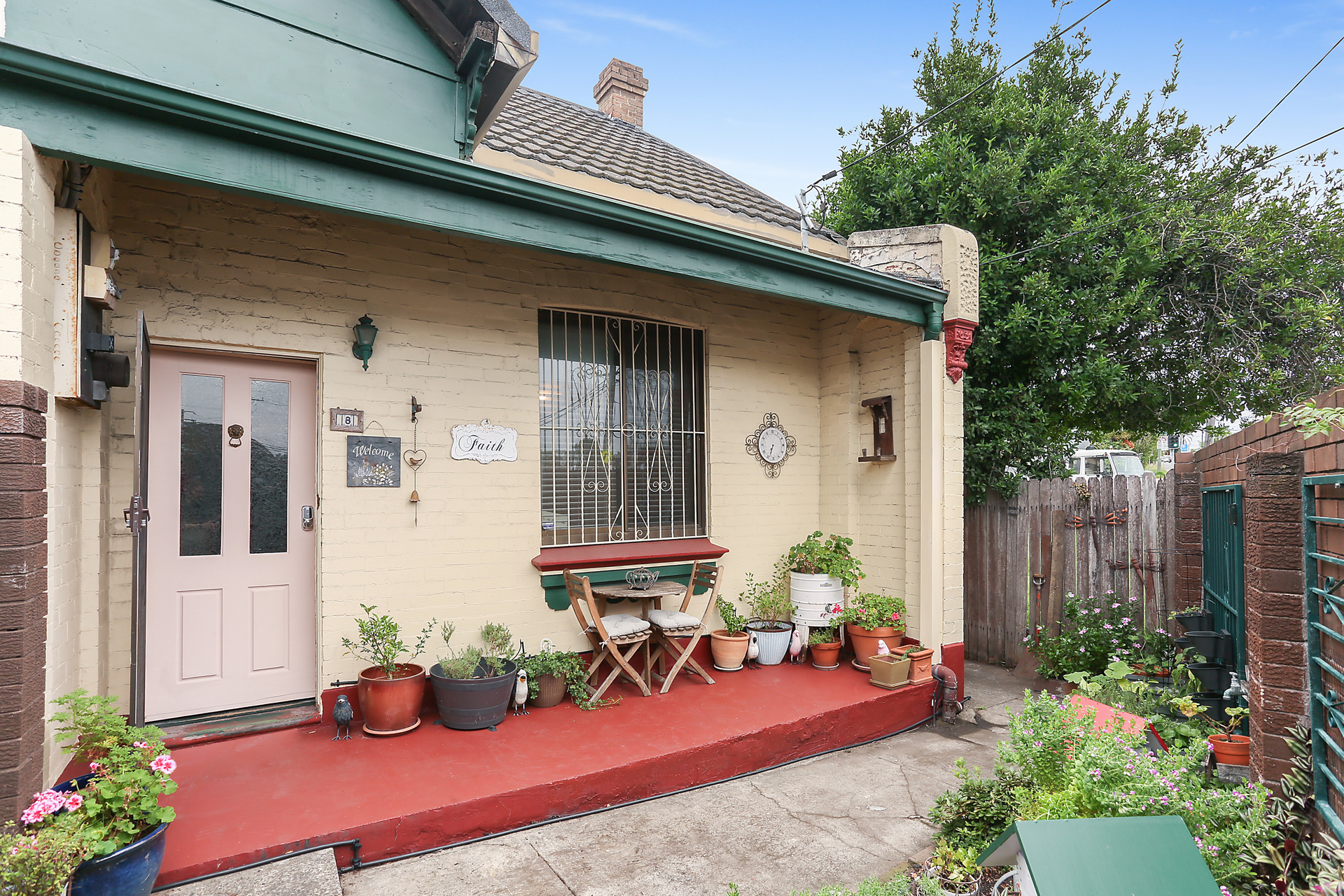 8 WEST BOTANY ST, ARNCLIFFE NSW 2205, 0 कमरे, 0 बाथरूम, House