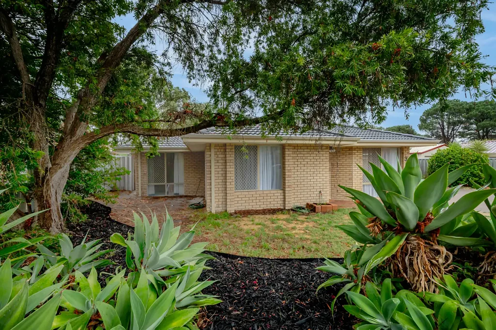 3 Bunderra Close, Karawara, WA 6152