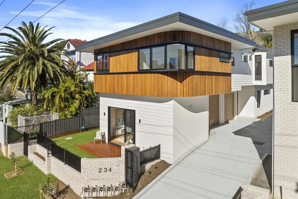 Terrigal 3 Bedroom Brand New Coastal Luxury in the Heart of Terrigal