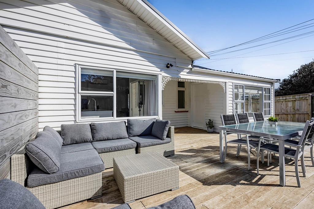 2 Moana Crescent, Blagdon, New Plymouth, Taranaki