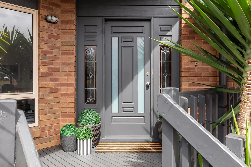 Torquay 4房  Expansive Beachside Retreat