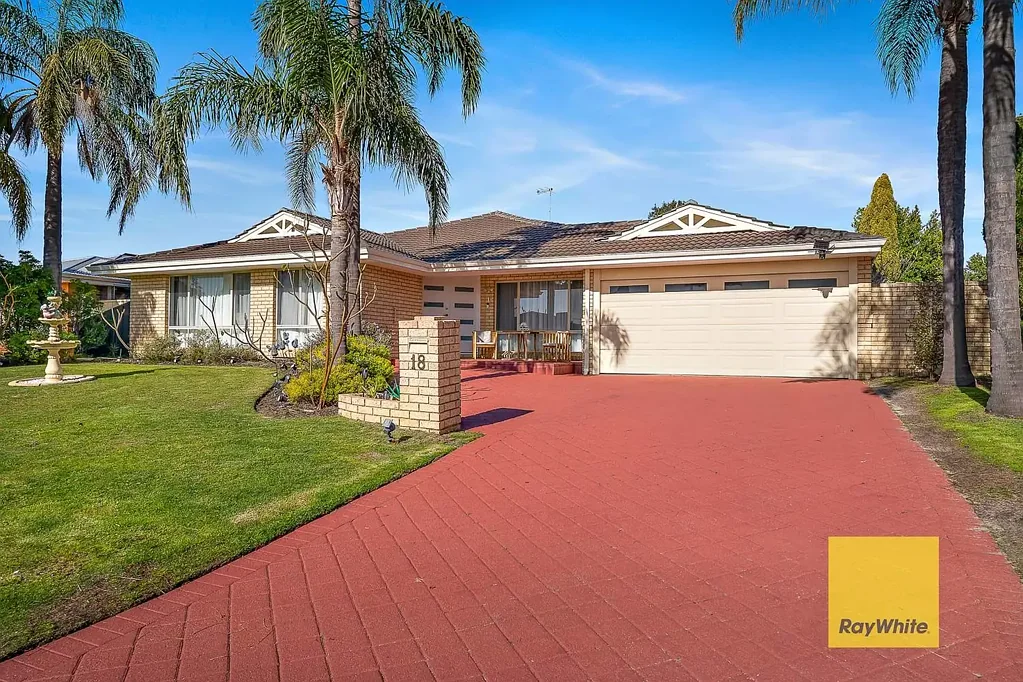 Thornlie 5Zimmer The Complete Family Package on 709sqm