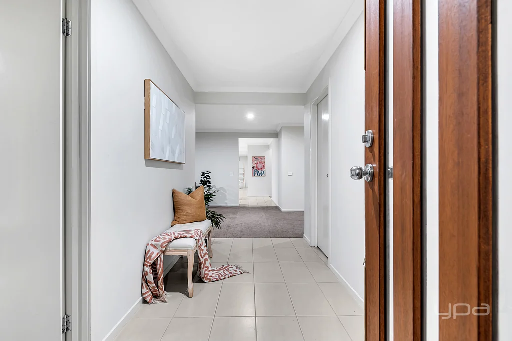 378 Saltwater Promenade, Point Cook, VIC 3030