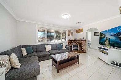 35 Cheyenne Road, Greenfield Park, NSW 2176, 3 slaapkamers, 1 badkamers, House