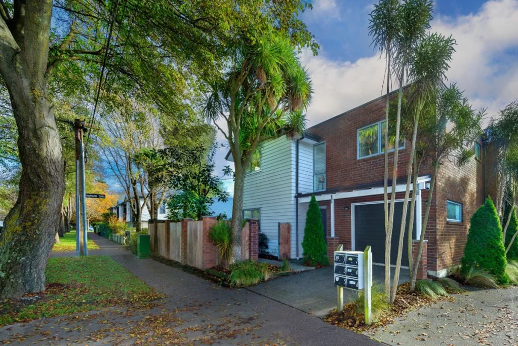 Addington 3房  Chic, Three Bedrooms, and Freehold
