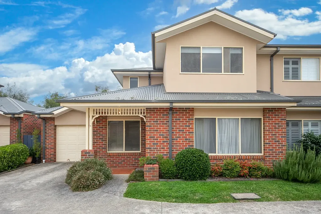 Gisborne 3房  Stylish & Low-Maintenance Living in a Prime Gisborne Location!