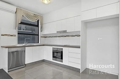 24/1 Jarama Boulevard, Epping, VIC 3076, 2 Bedrooms, 2 Bathrooms, Apartment