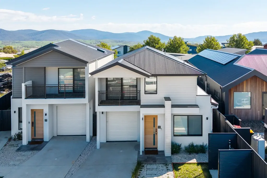 Jindabyne 5 Slaapkamer Premium Alpine Living: The Ultimate Holiday Home or Income Opportunity