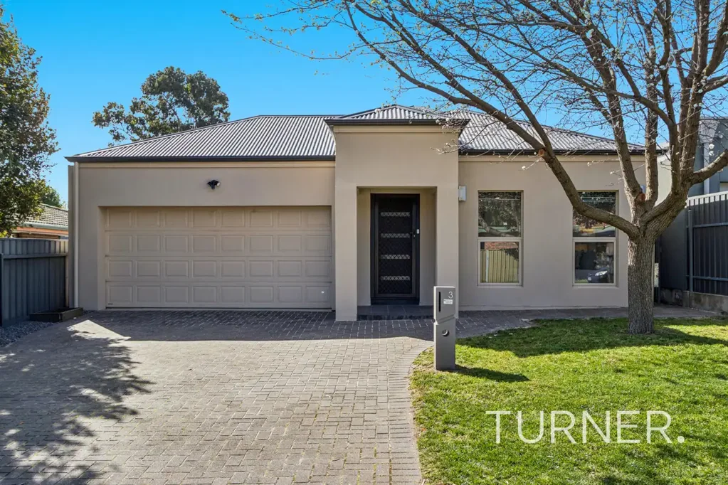 Holden Hill 3 Slaapkamer Striking modern family home in a quiet peaceful location!