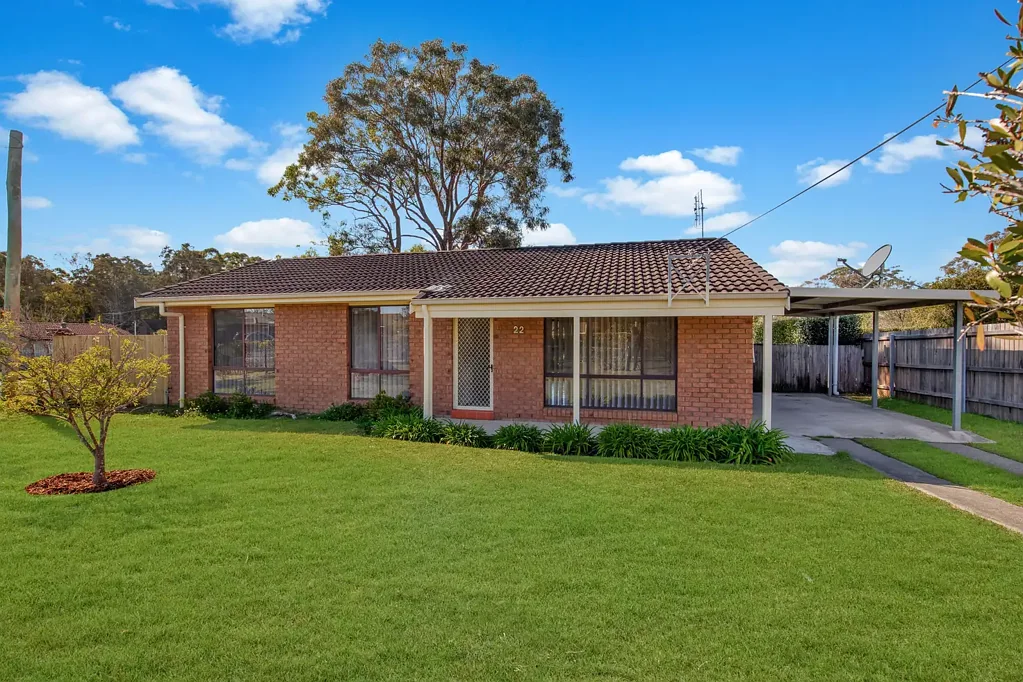 Coastal 3 Bedroom - Great Yard - Solar Panels