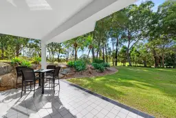 5127 St Andrews Terrace, Hope Island