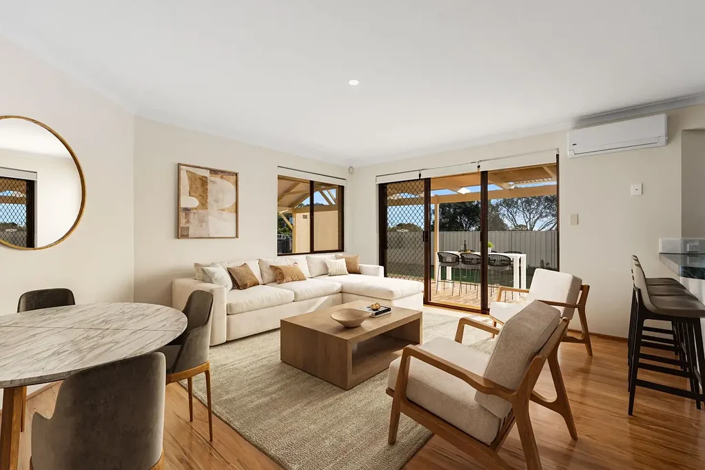 Currambine 4ห้องนอน Comfort, convenience & easy side access