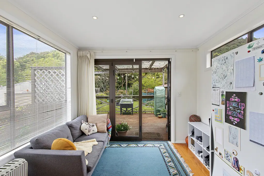 Naenae 3ਬੈੱਡਰੂਮ More than meets the eye