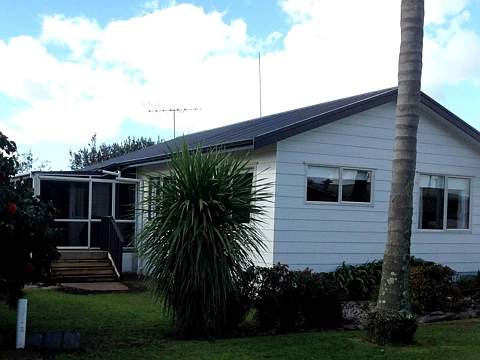 Sunny Freestanding Home