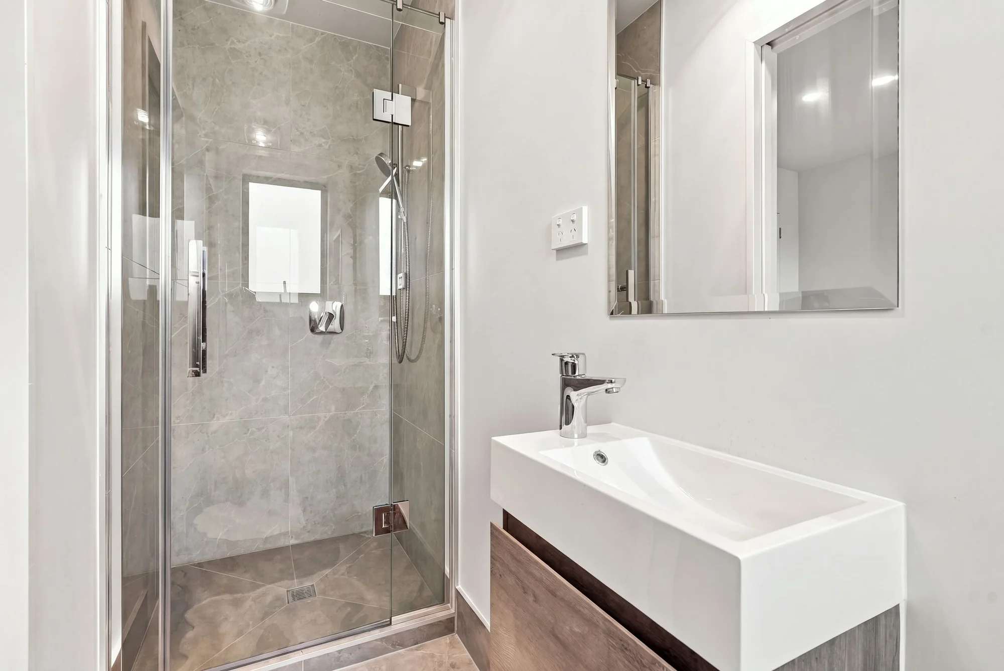 34 Paetai Lane, Te Atatu Peninsula, photo 9