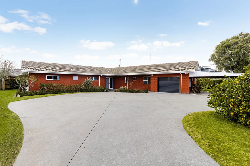 Cambridge 4 Bedroom Location – Heart of Cambridge. Be Invigorated!