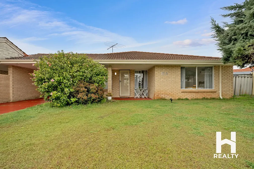 Ballajura 3Phòng ngủ GET INTO THE BALLAJURA MARKET - 597SQM & NO STRATA FEES