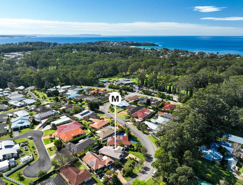 22 Combe Drive, Mollymook Beach, NSW 2539, 4 Bedrooms, 2 Bathrooms, House