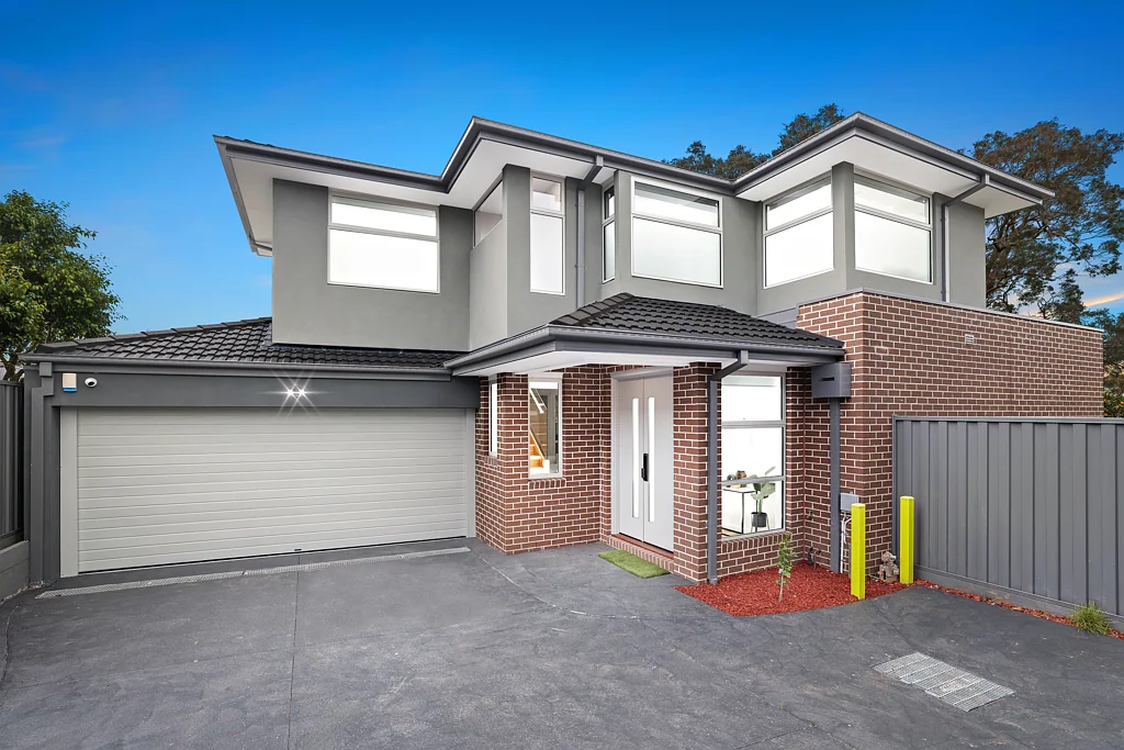 2/13 Folkstone Crescent, Ferntree Gully, VIC 3156