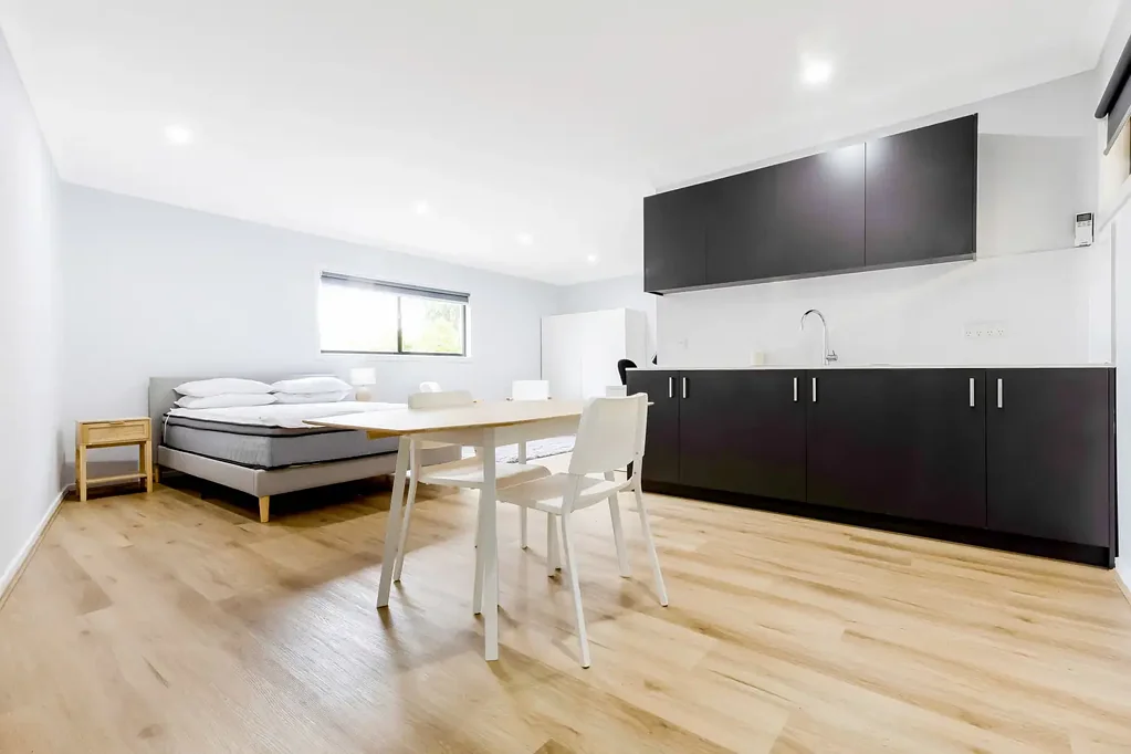 Your Own Private, Fully Self-Contained Studio! 
 💡 ALL UTILITIES INCLUDED + FREE INTERNET!!