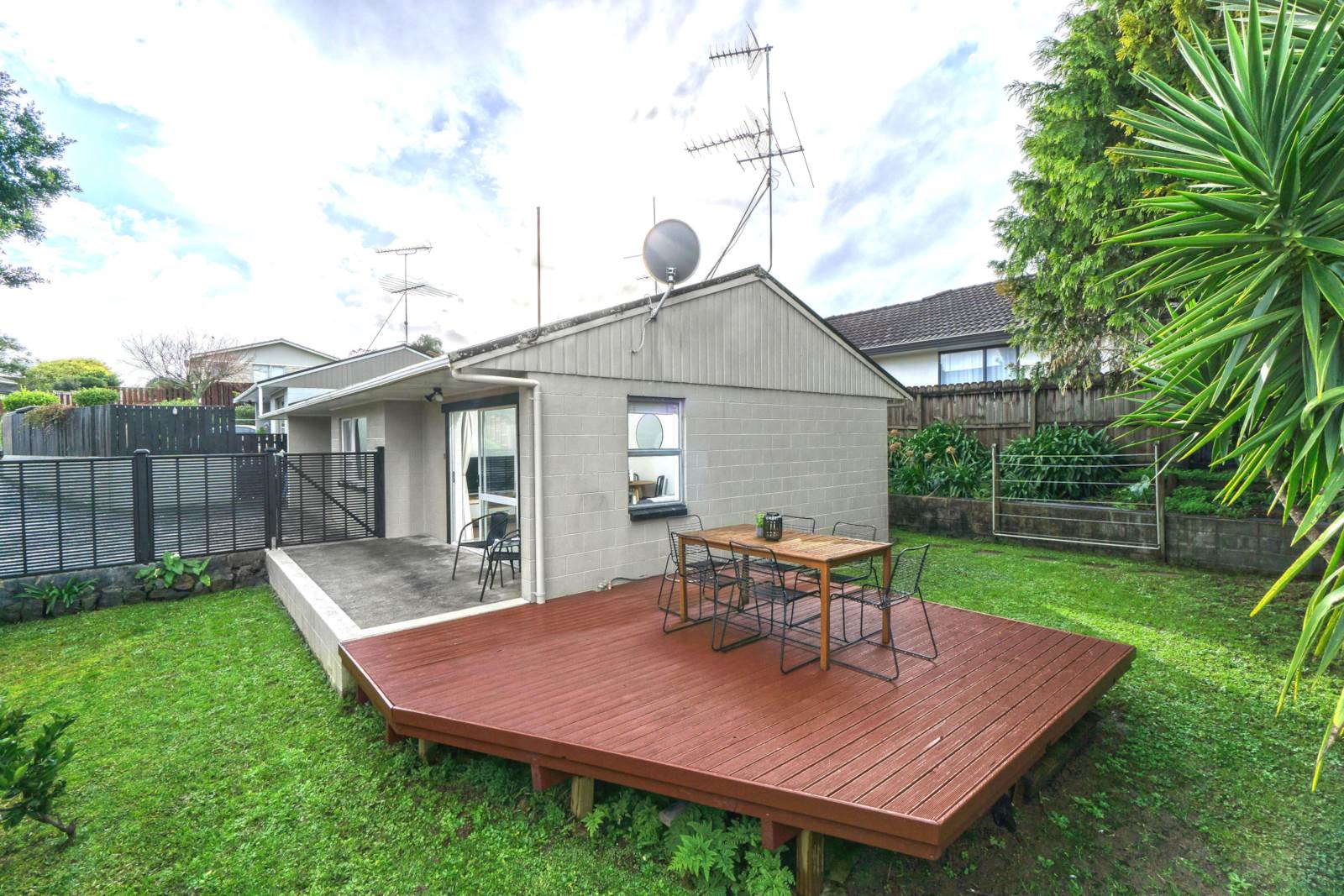 2/3 Sirius Place, Botany Downs, Auckland - Manukau, 2 phòng ngủ, 1 phòng tắm, Townhouse