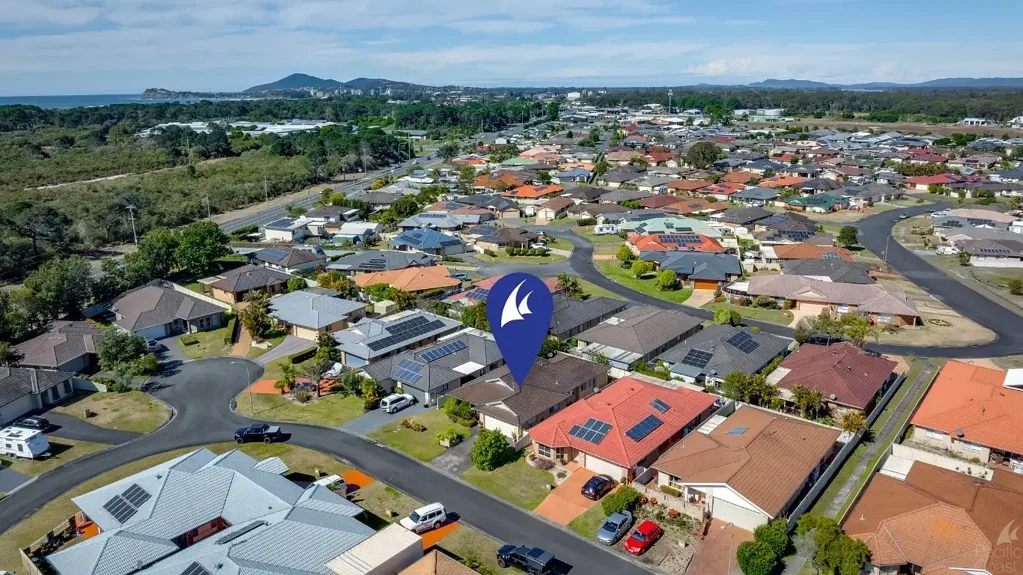 Tuncurry 4ਬੈੱਡਰੂਮ Relaxed Living in this Immaculate 4-Bedroom Home in Tuncurry
