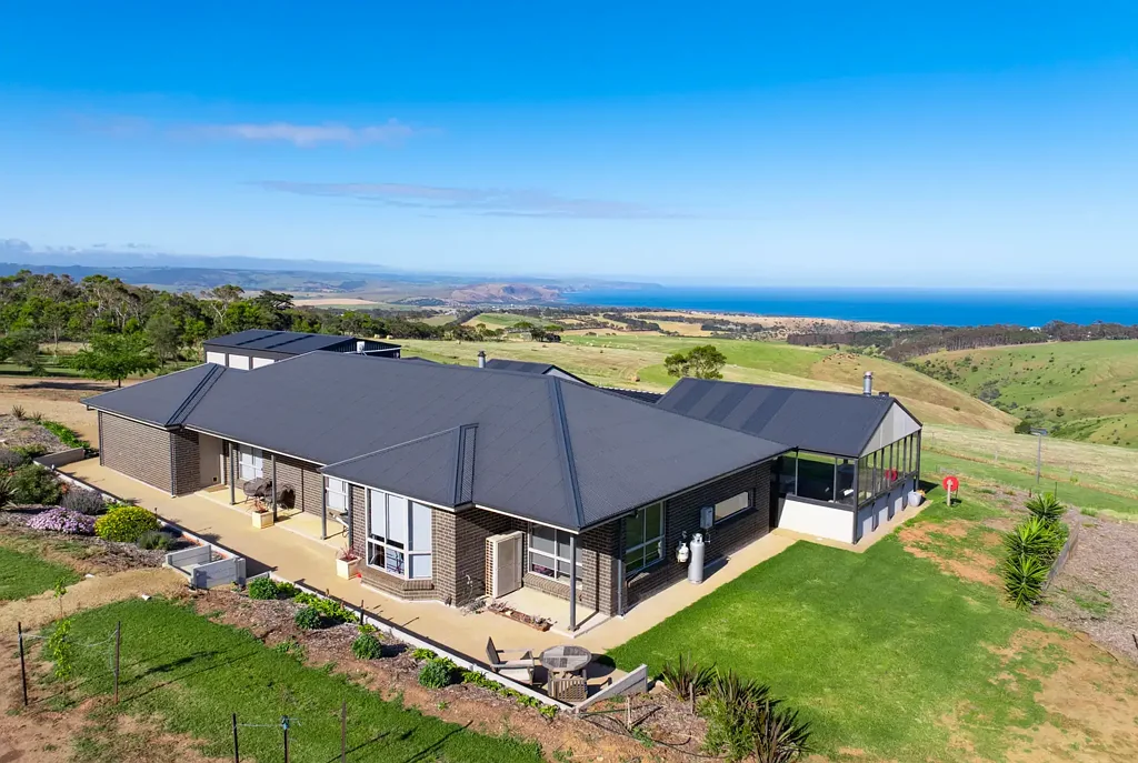 Carrickalinga Your Chance to Own a Slice of Carrickalinga Paradise!