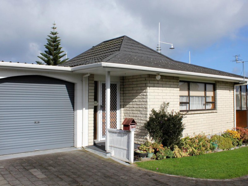 1/481 Saint Aubyn Street, Moturoa, New Plymouth, 2 Bedrooms, 0 Bathrooms