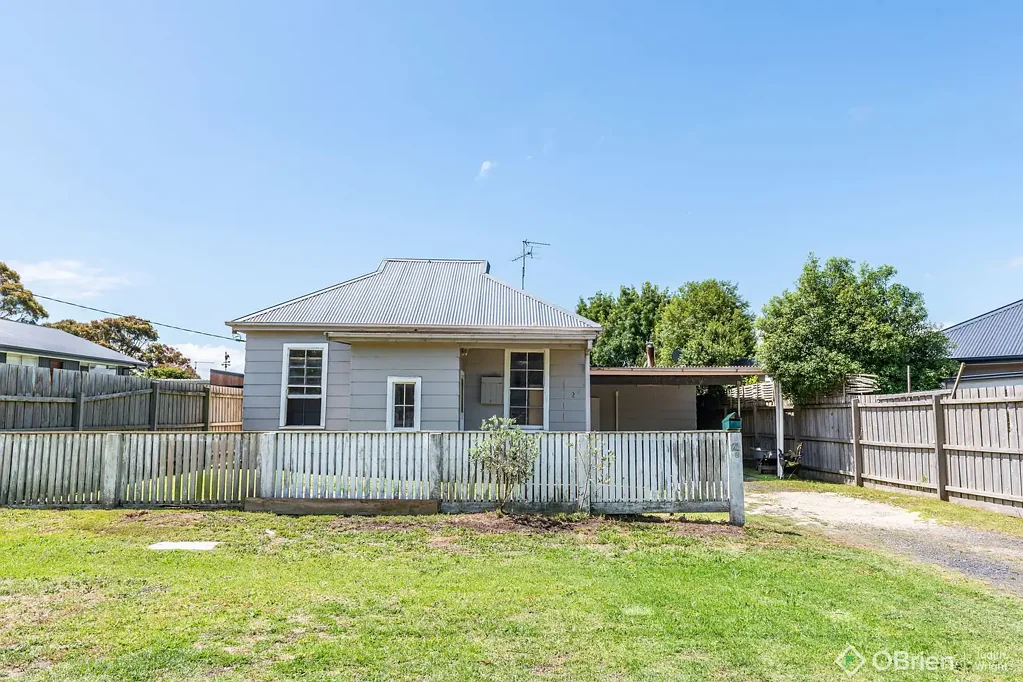 Wonthaggi 3ਬੈੱਡਰੂਮ Renovator's Dream – Classic Miners Cottage with Huge Potential