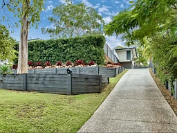 19 Normanton Street, Stafford Heights