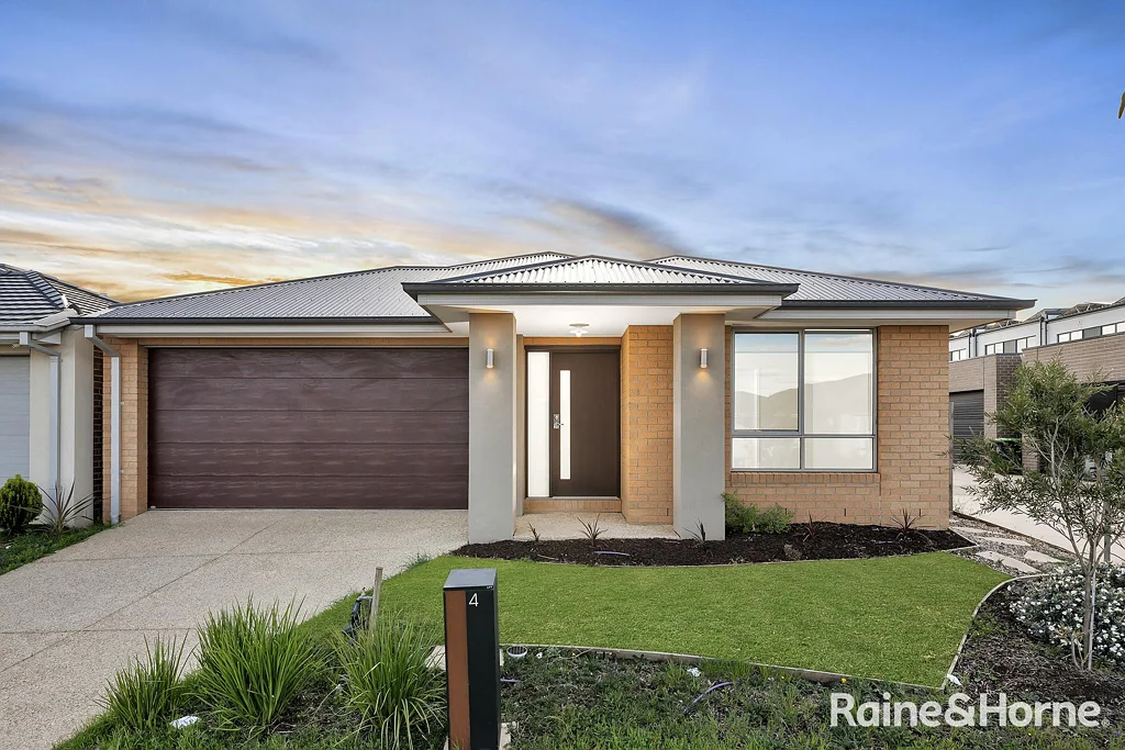 4 Cordhill Circuit, Aintree, VIC 3336