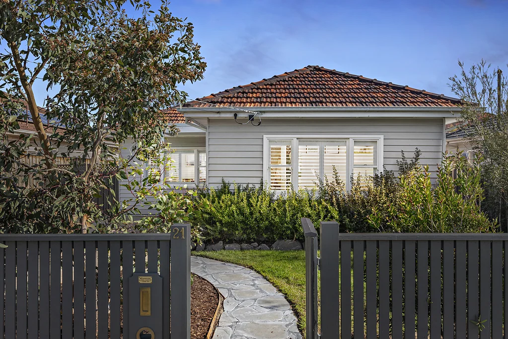 21 Thomson Street, Sunshine, VIC 3020