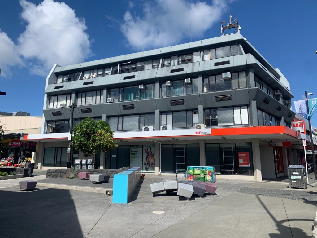 Henderson 2 Level Office/Retail Unit Available