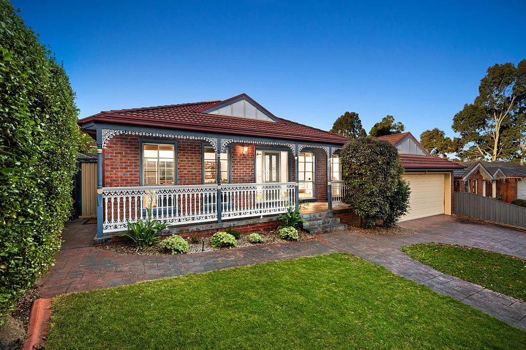 6 Alain Avenue, South Morang, VIC 3752