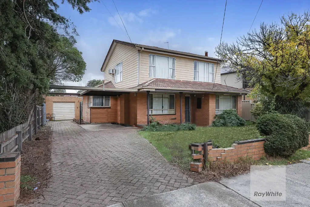 11 Hilbert Road, Airport West, VIC 3042