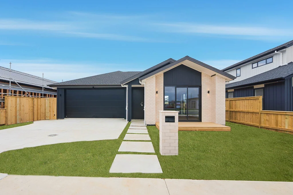 Clevedon 4 Slaapkamer Brand New, Easy Living