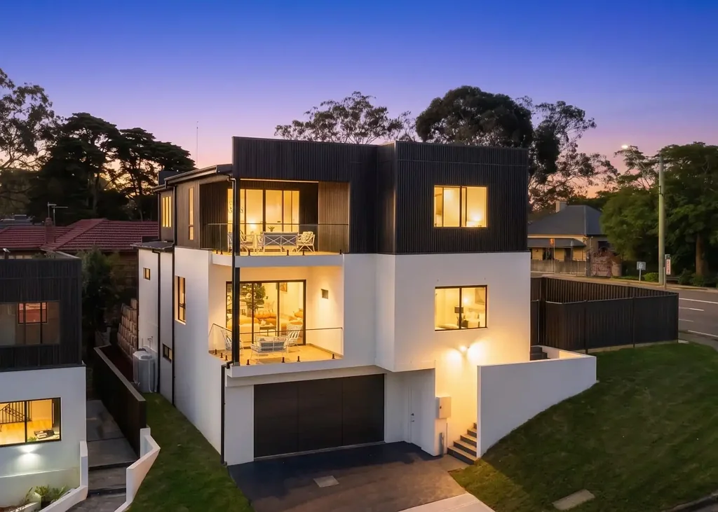 Carlingford 5Habitaciones Pure Modern Luxury: Entirely Detached Freestanding Home with CBD Views