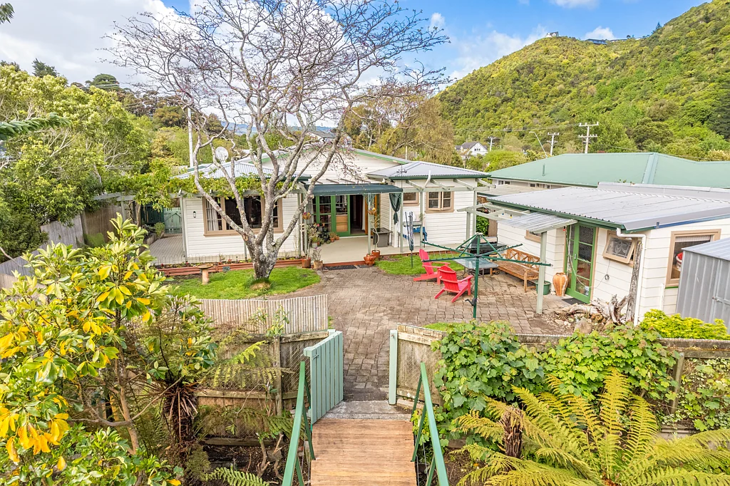 6 Maymorn Road, Te Marua, Upper Hutt, Wellington
