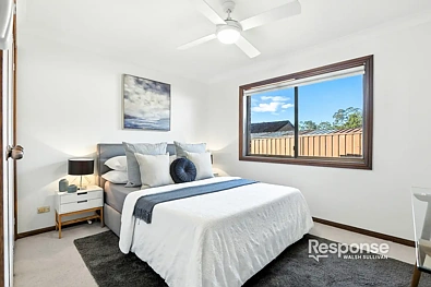 2/7 Binalong Road, Pendle Hill, NSW 2145, 3房, 1浴, Apartment