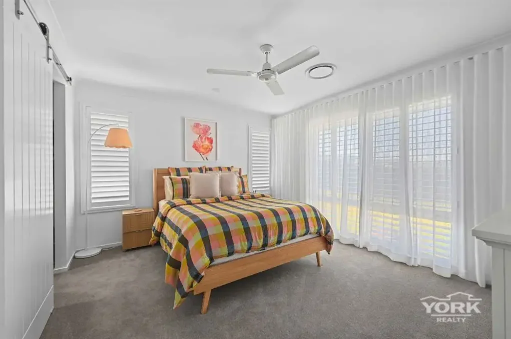 Wyreema 4房  Beautifully Renovated - 4 Bedroom, 2 Bathroom Family Home