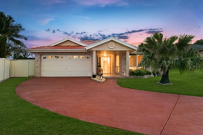 Woongarrah 4Zimmer Located on a 677sqm block