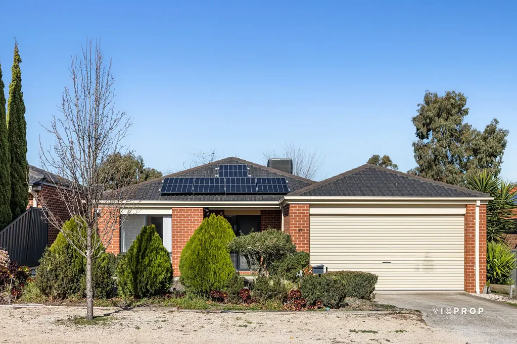 Modern Comfort Four Bedroom Family Home