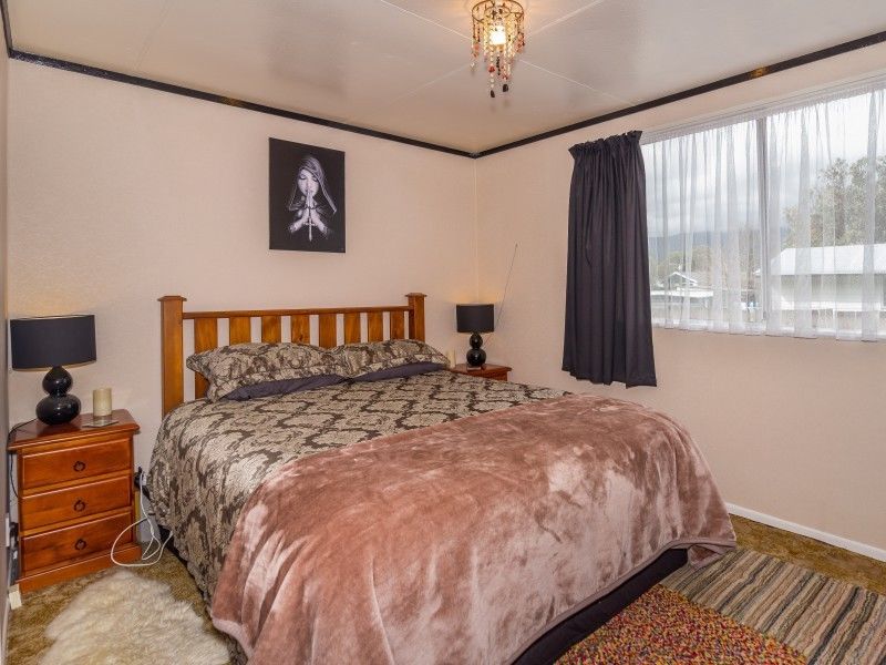 11a Hartford Crescent, Totara Park, Upper Hutt, 2 habitaciones, 1 baños