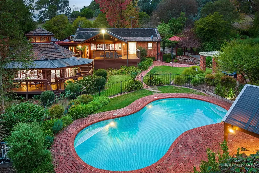 Wonga Park 4બેડરૂમ A Unique Country Retreat with Modern Family Comforts