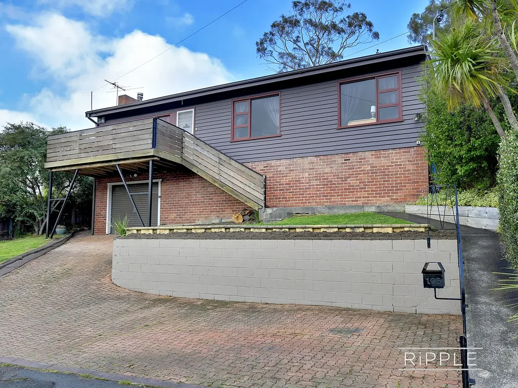 105 Gordons Hill Road, Lindisfarne, TAS 7015
